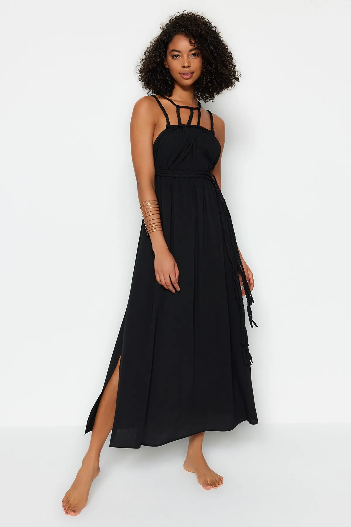 Trendyol Collection  Schwarzes Maxikleid aus gewebtem Strick mit Details aus 100 % Baumwolle TBESS23EL00070