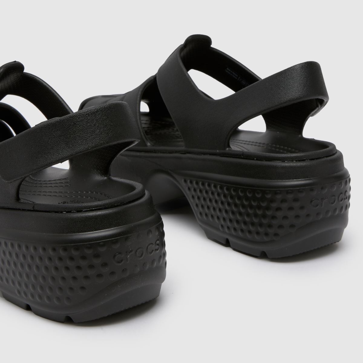 Crocs Stomp halász szandál fekete színben