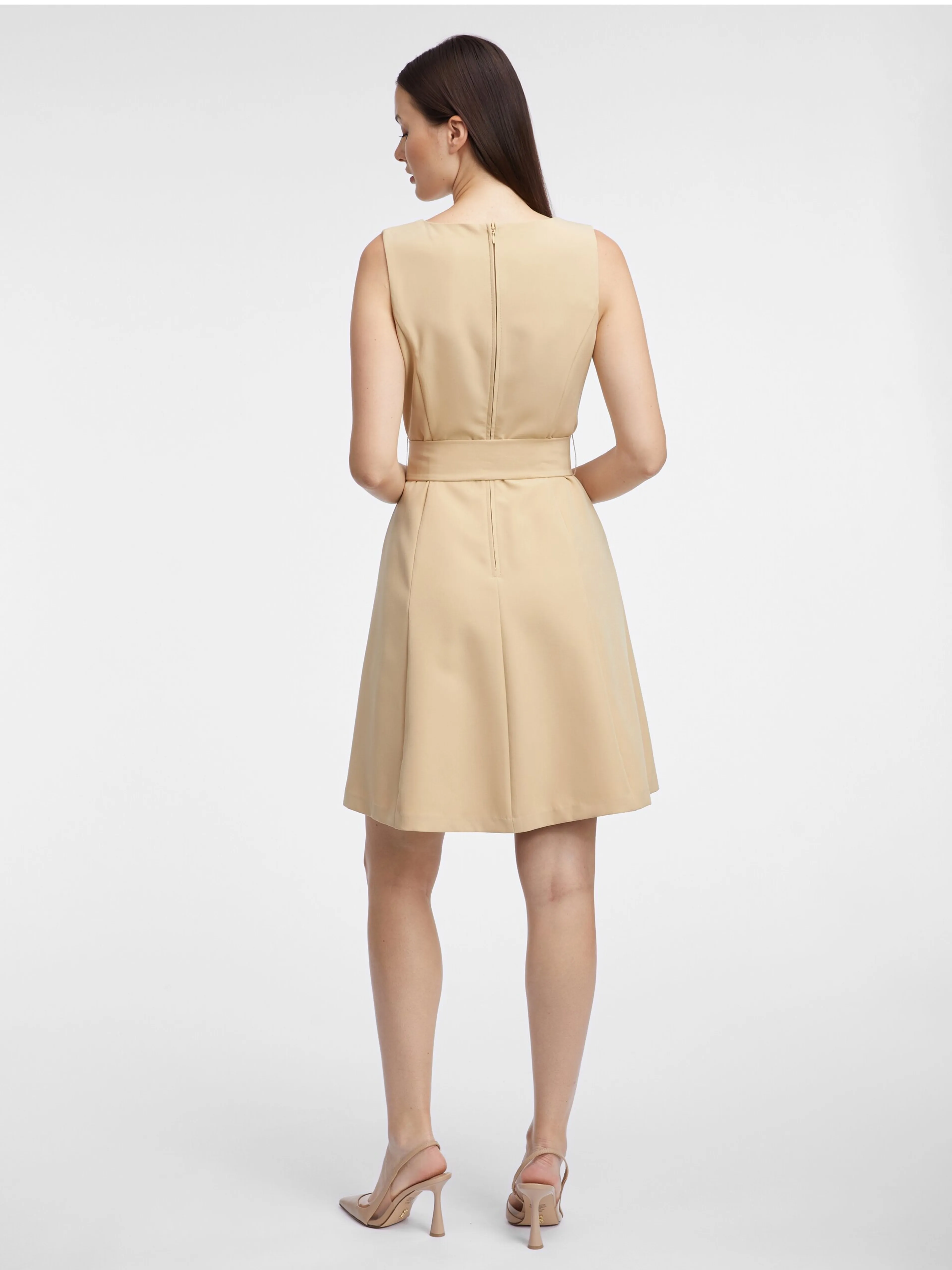 Beigefarbenes Damenkleid ORSAY