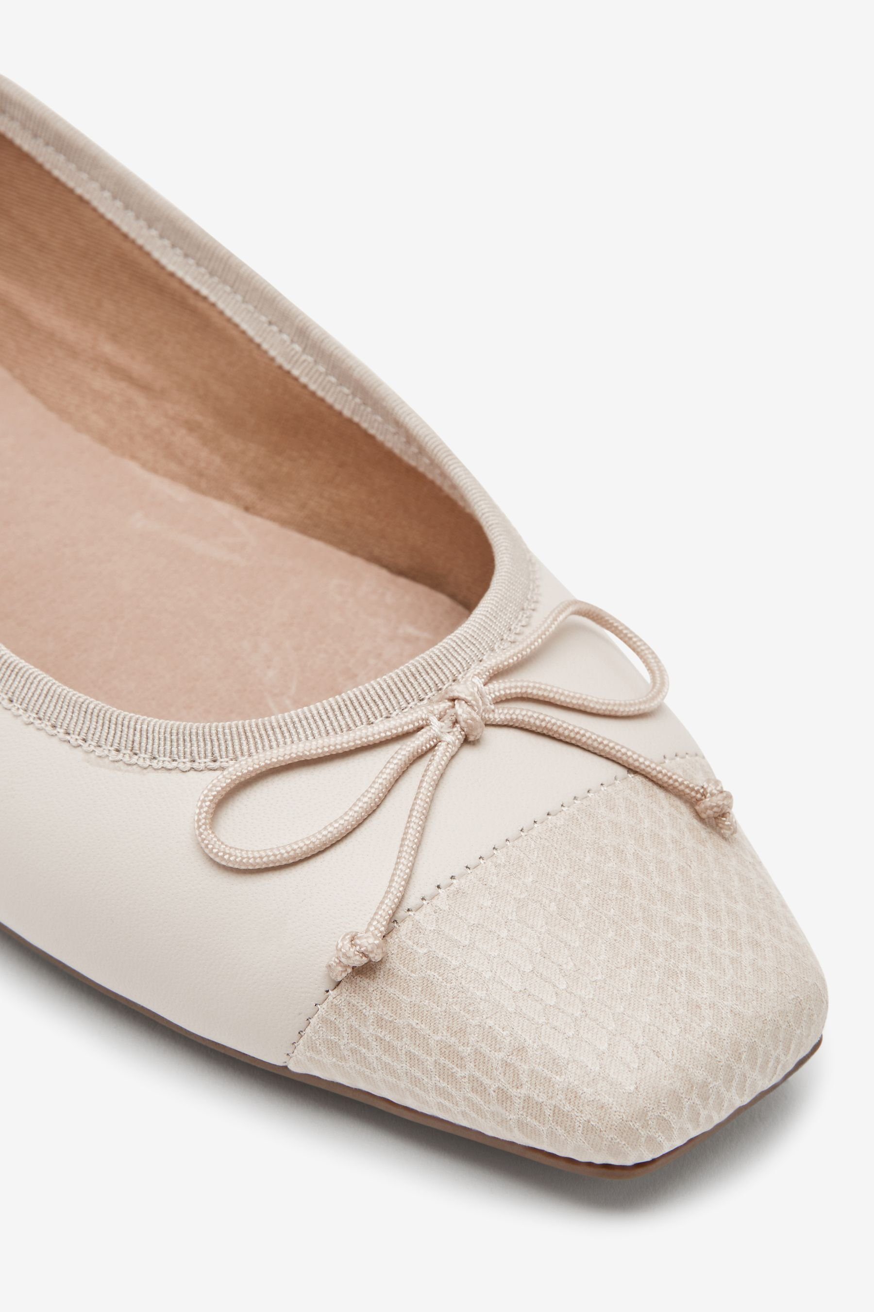Next Ballerina aus Leder mit eckigem Zehenbereich Ballerina (1-tlg)
