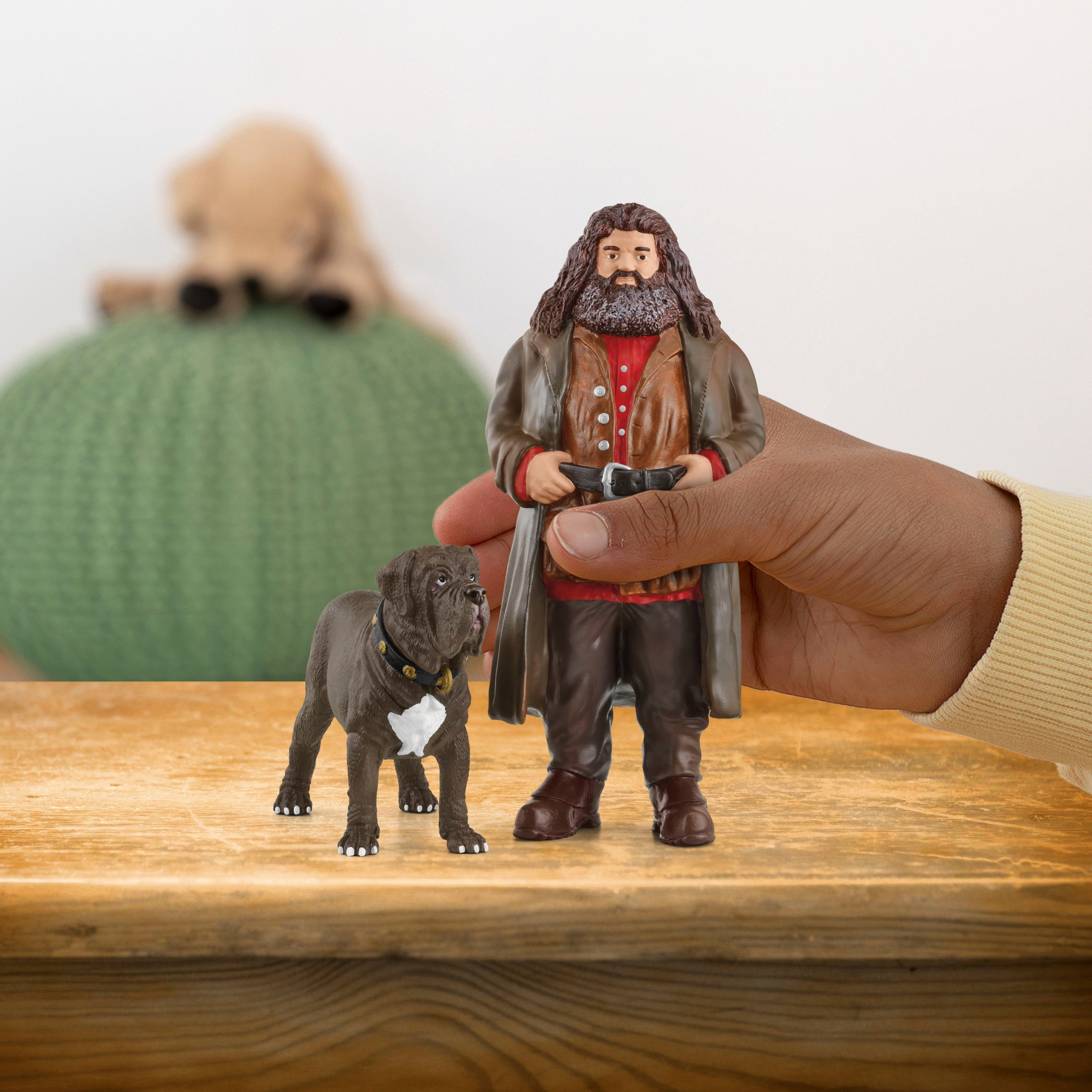 Schleich® Spielfigur WIZARDING WORLD, Harry Potter™, Hagrid & Fang (42638), Made in Europe