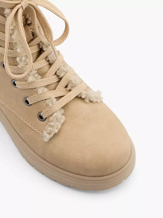ESPRIT Schnürboots