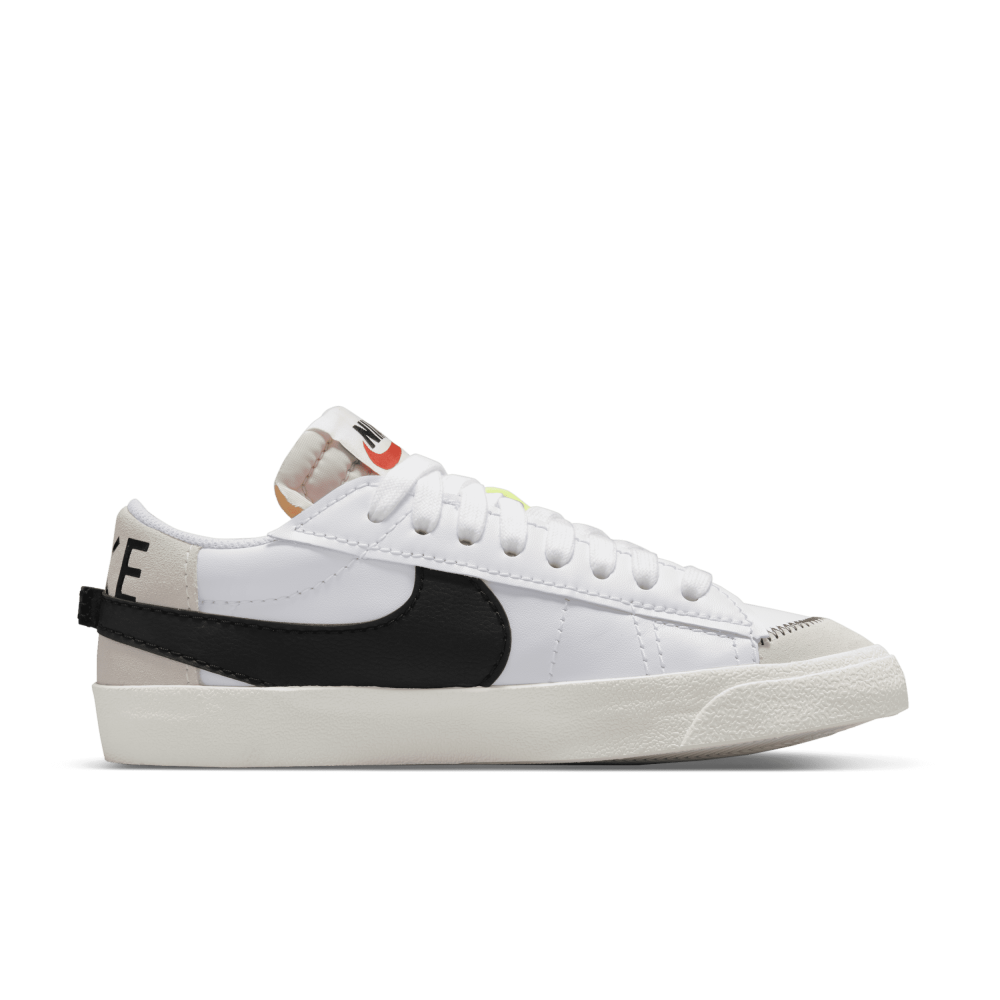 Nike Blazer Low 77 Jumbo DN2158-101 / weiss