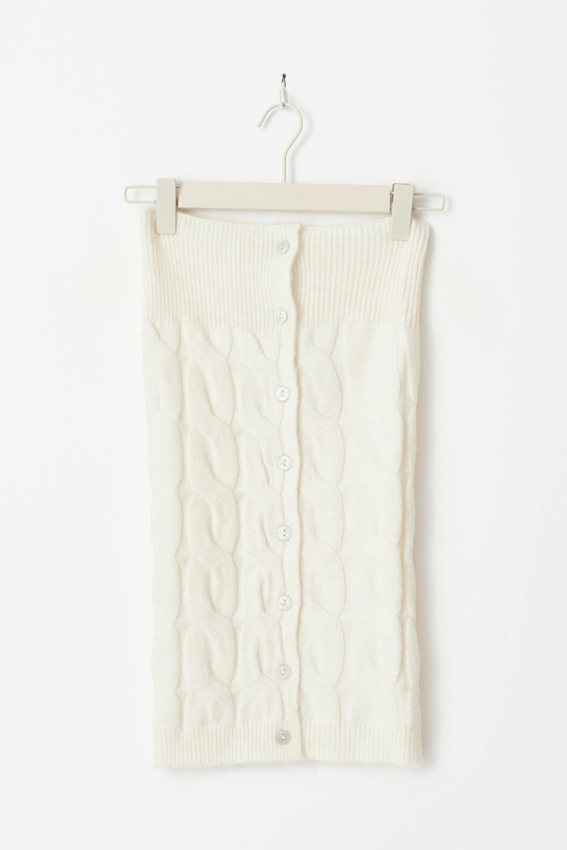 Knitted cable tube
