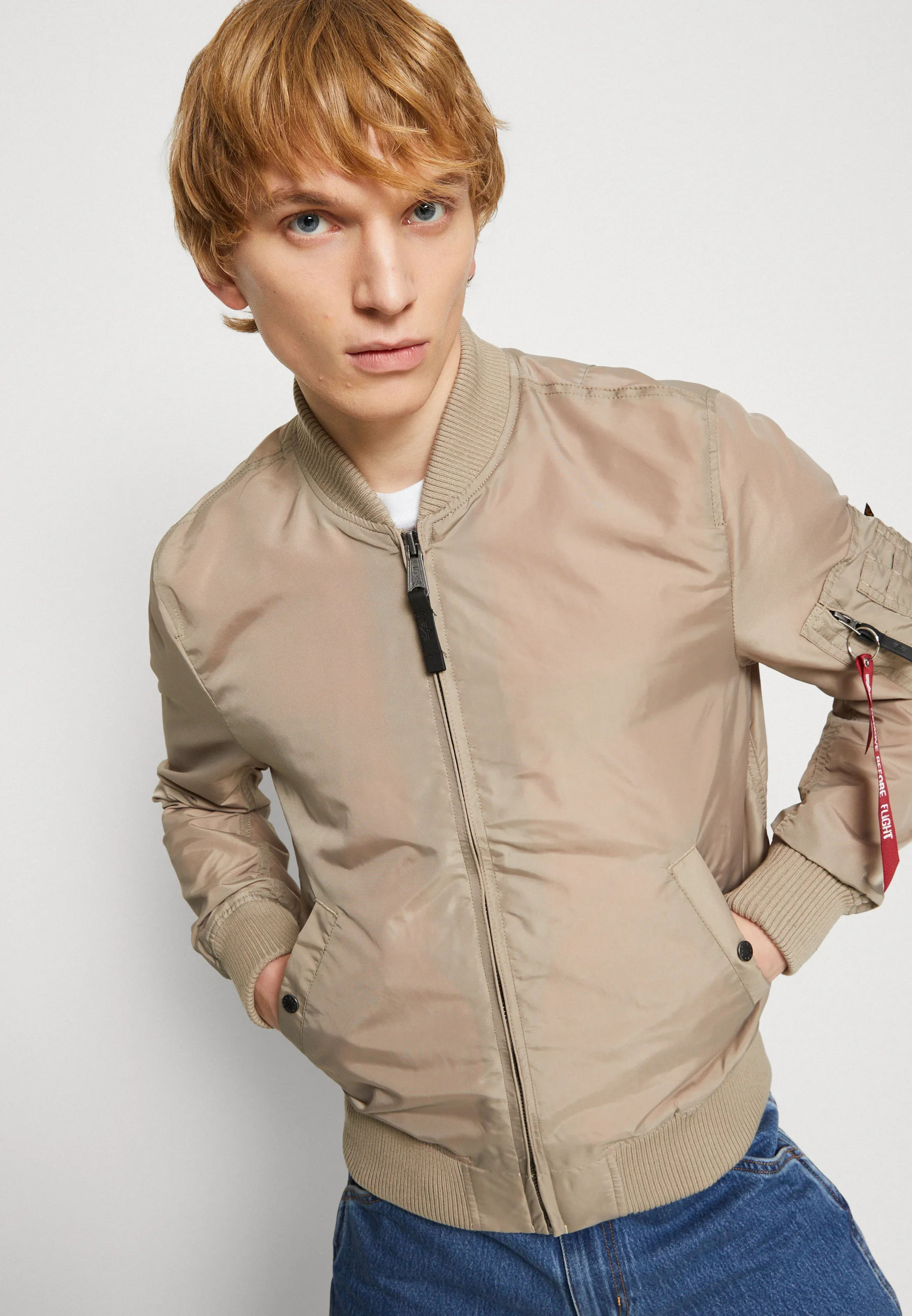 Chaqueta bomber Alpha Industries MA-1 TT