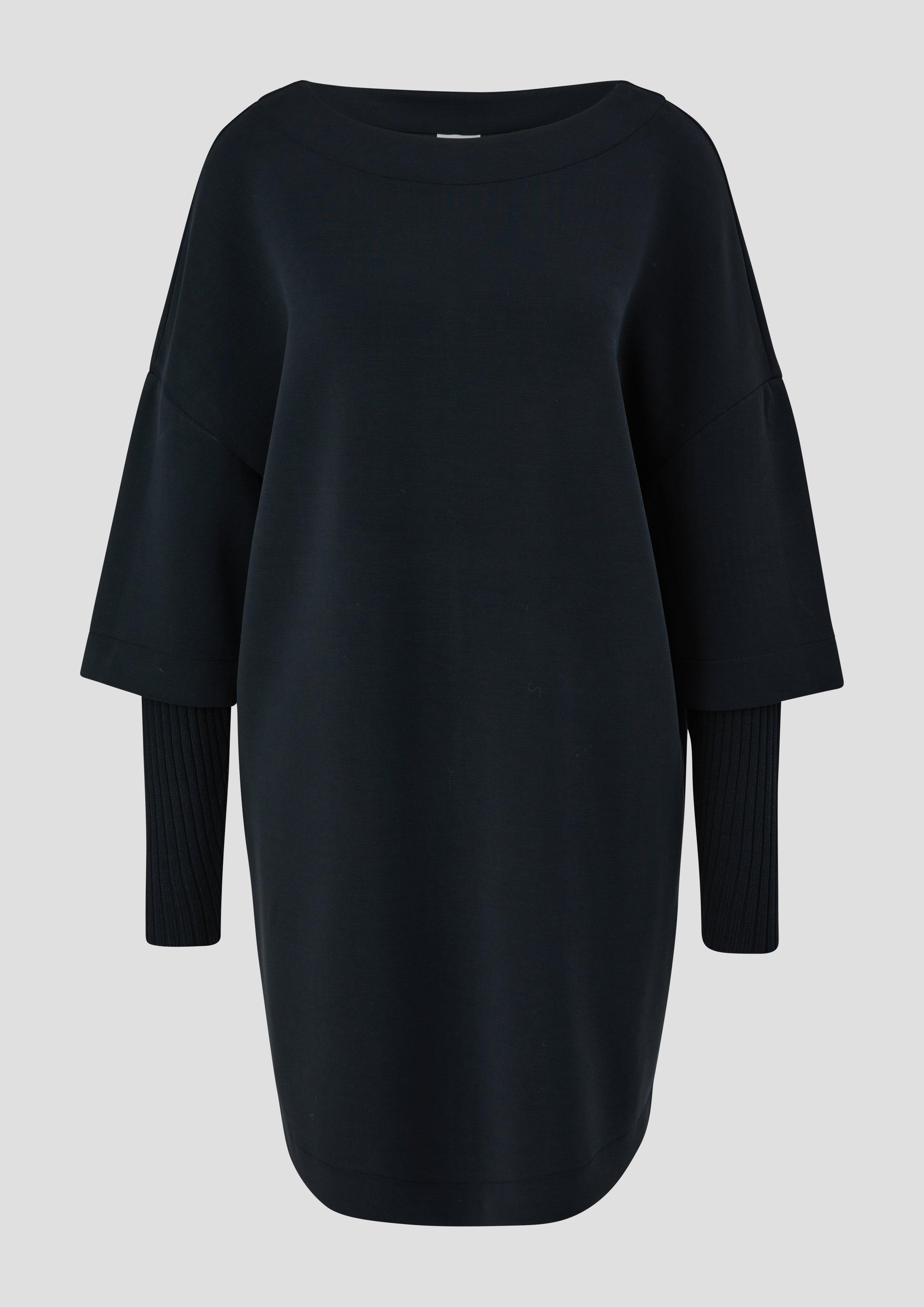 Locker geschnittenes Kleid aus Scuba-Sweatware  2146025-5989