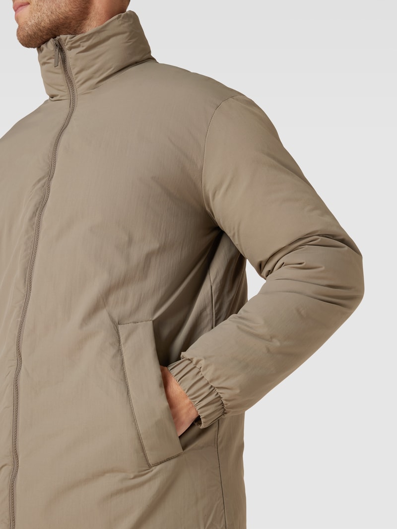Mantel mit Eingrifftaschen Modell 'TITAN PUFFER COAT' in kitt