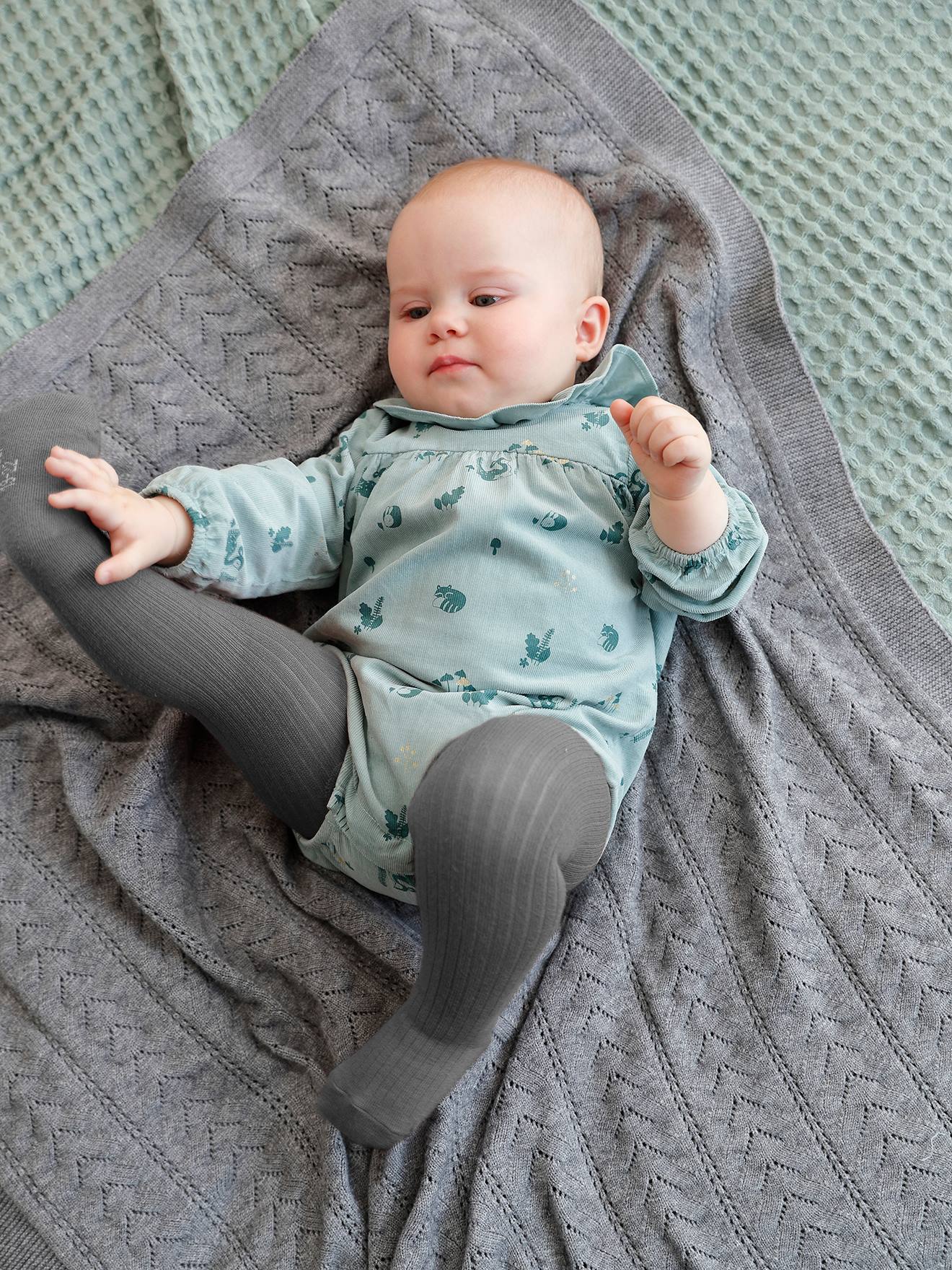 Salopette barboteuse en velours imprimé bébé vert imprimé