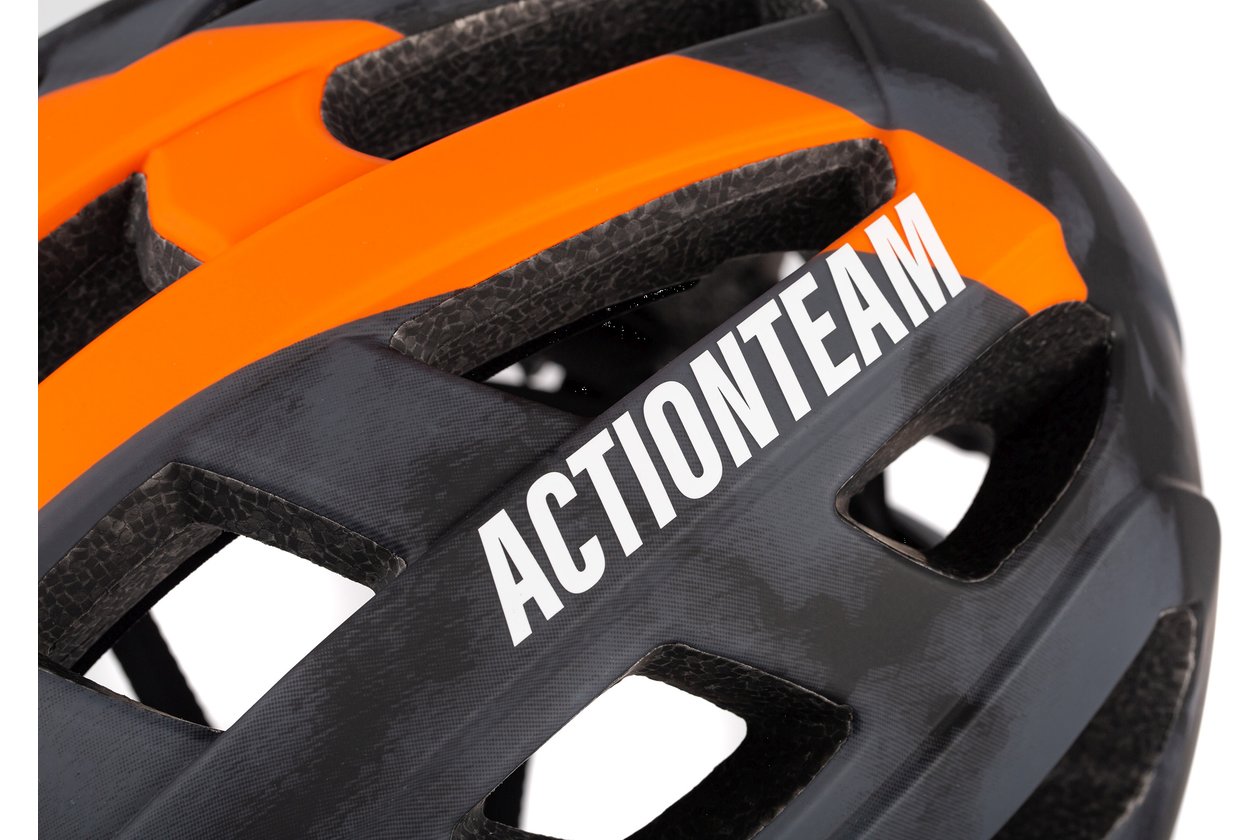 Cube Helm BADGER X Actionteam
