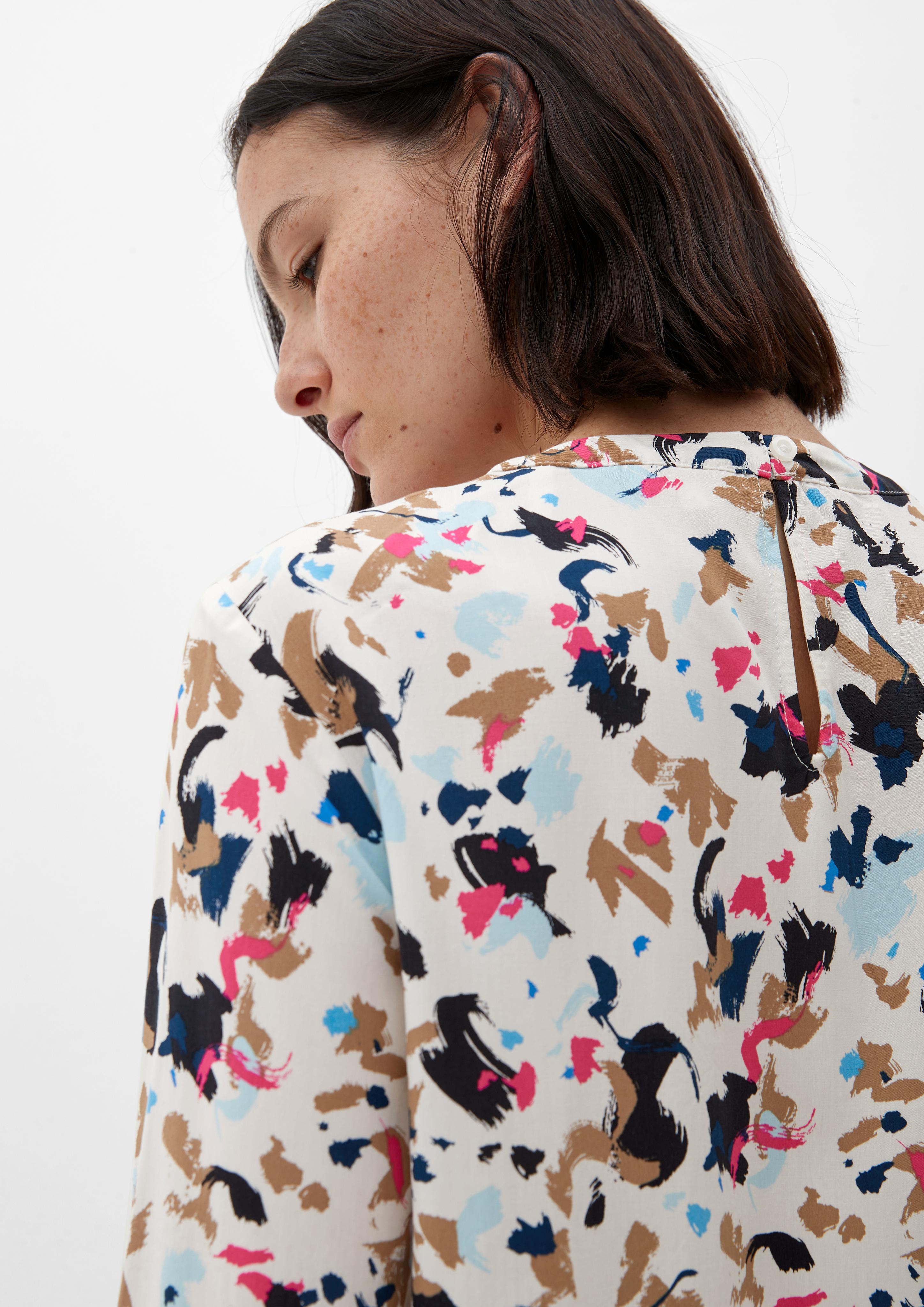 Viskosebluse in abstraktem Muster  2124883-02A0