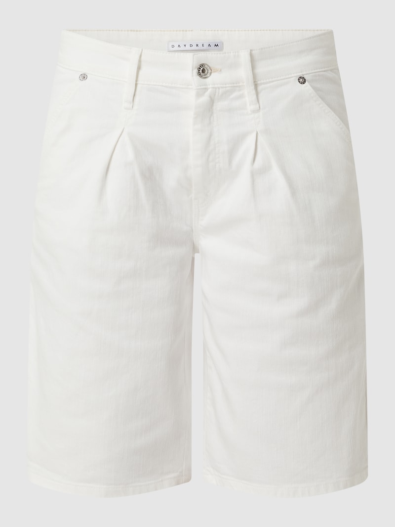 Jeansbermudas mit Stretch-Anteil Modell 'Slouchy' in offwhite