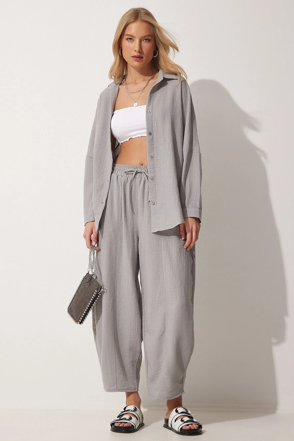 Happiness İstanbul  Graues Leinenhemd-Shalwar-Hosen-Set für Damen DZ00080