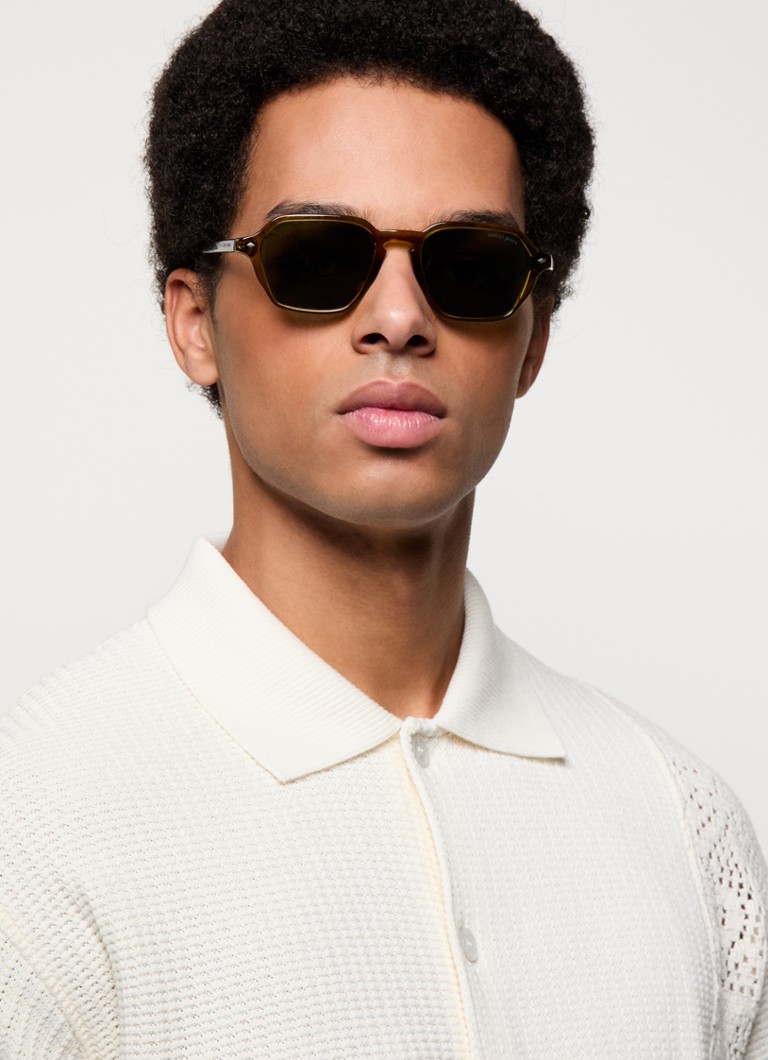 Giorgio Armani Wayfarer -aurinkolasit AR8220