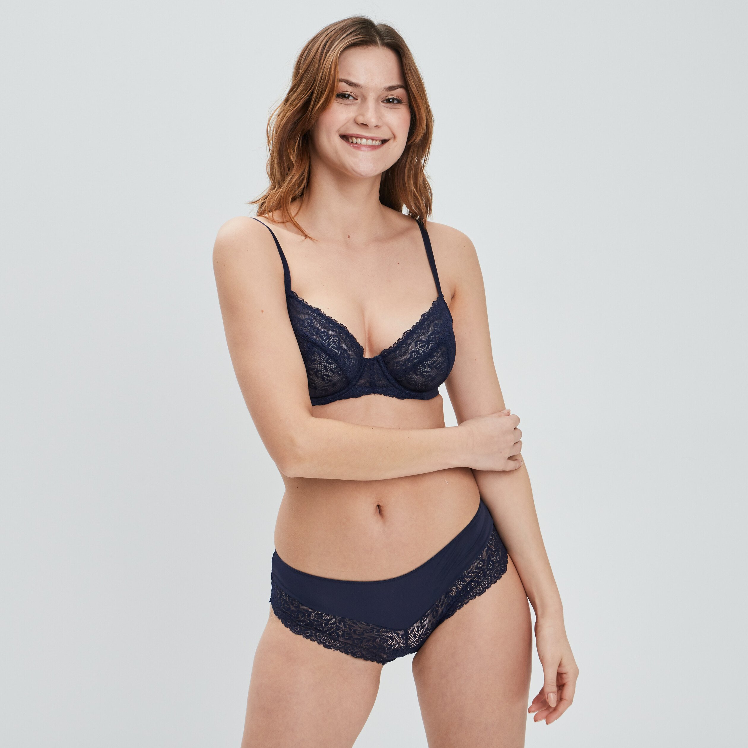 Shorty avec micro dentelle bleu marine femme | La Halle
