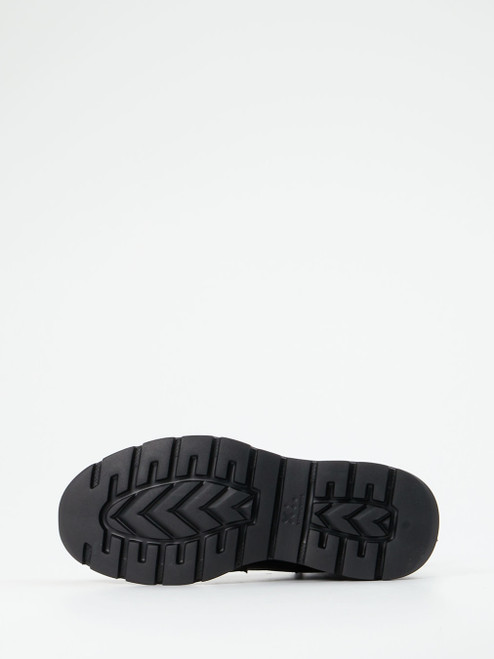 Boots-47010090699 Konstantin Starke
