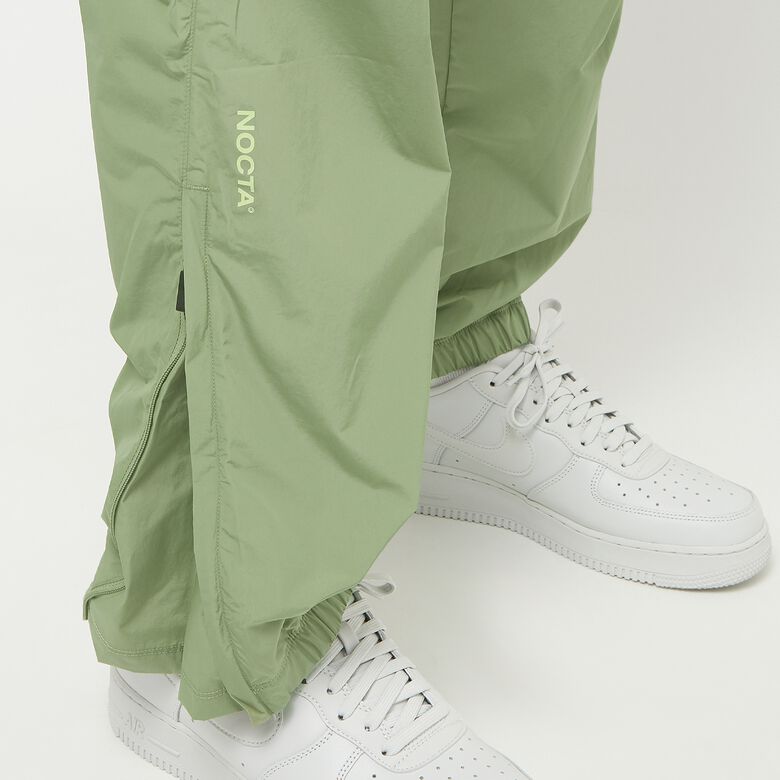 NIKE x Nocta NRG Cardinal Stock Track Pant Woven oil green/(lt liquid lime)