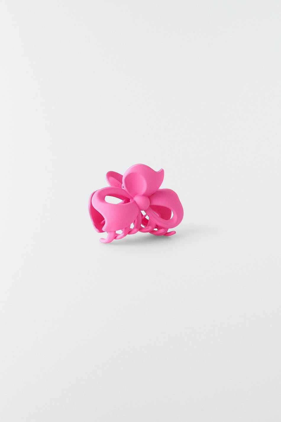 Camilla bow hair clip