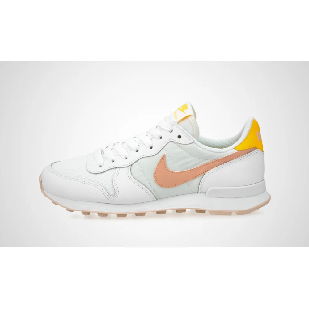 Nike Internationalist DM3076-100 / weiss