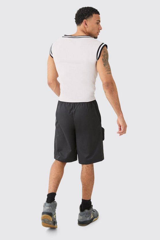 Kurzes Basketball-Tanktop