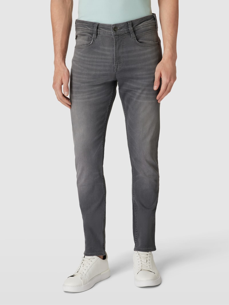 Jeans mit Label-Patch Modell 'Rocko' in mittelgrau