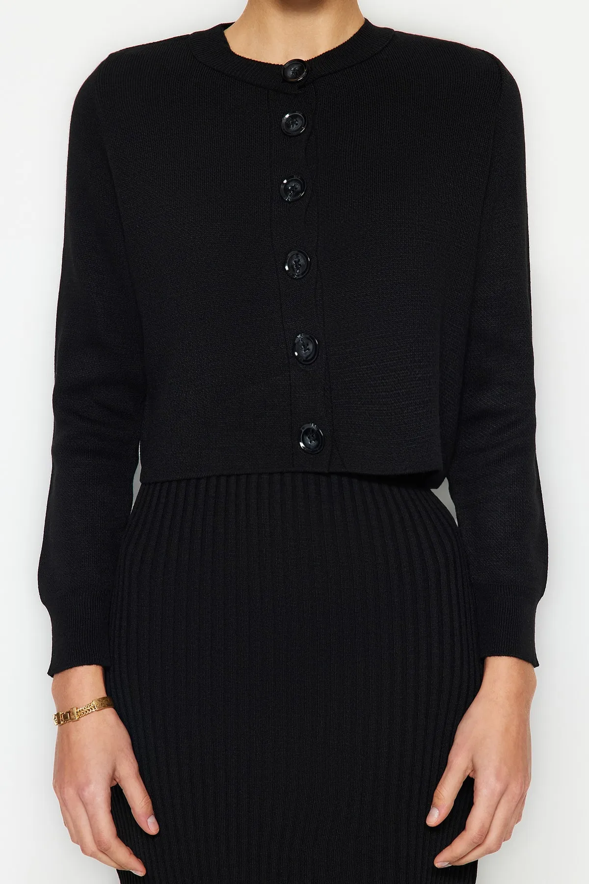 Trendyol Collection  Schwarzer Midi-Strick-Cardigan-Anzug TWOSS23EL00738
