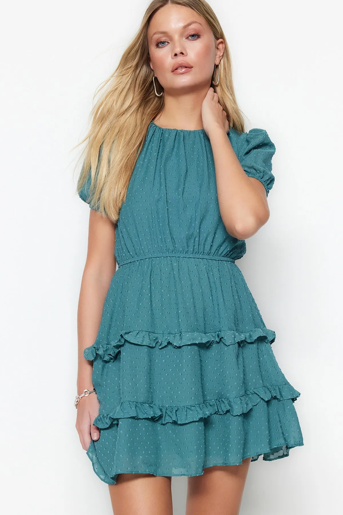 Trendyol Collection  Mintfarbenes Mini-Kleid aus gewebtem, gefüttertem Stoff mit strukturiertem Webmuster TWOSS21EL1206
