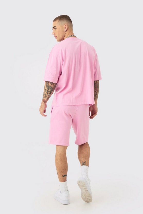 Kastiges Oversize T-Shirt mit Herz-Applikation & Shorts