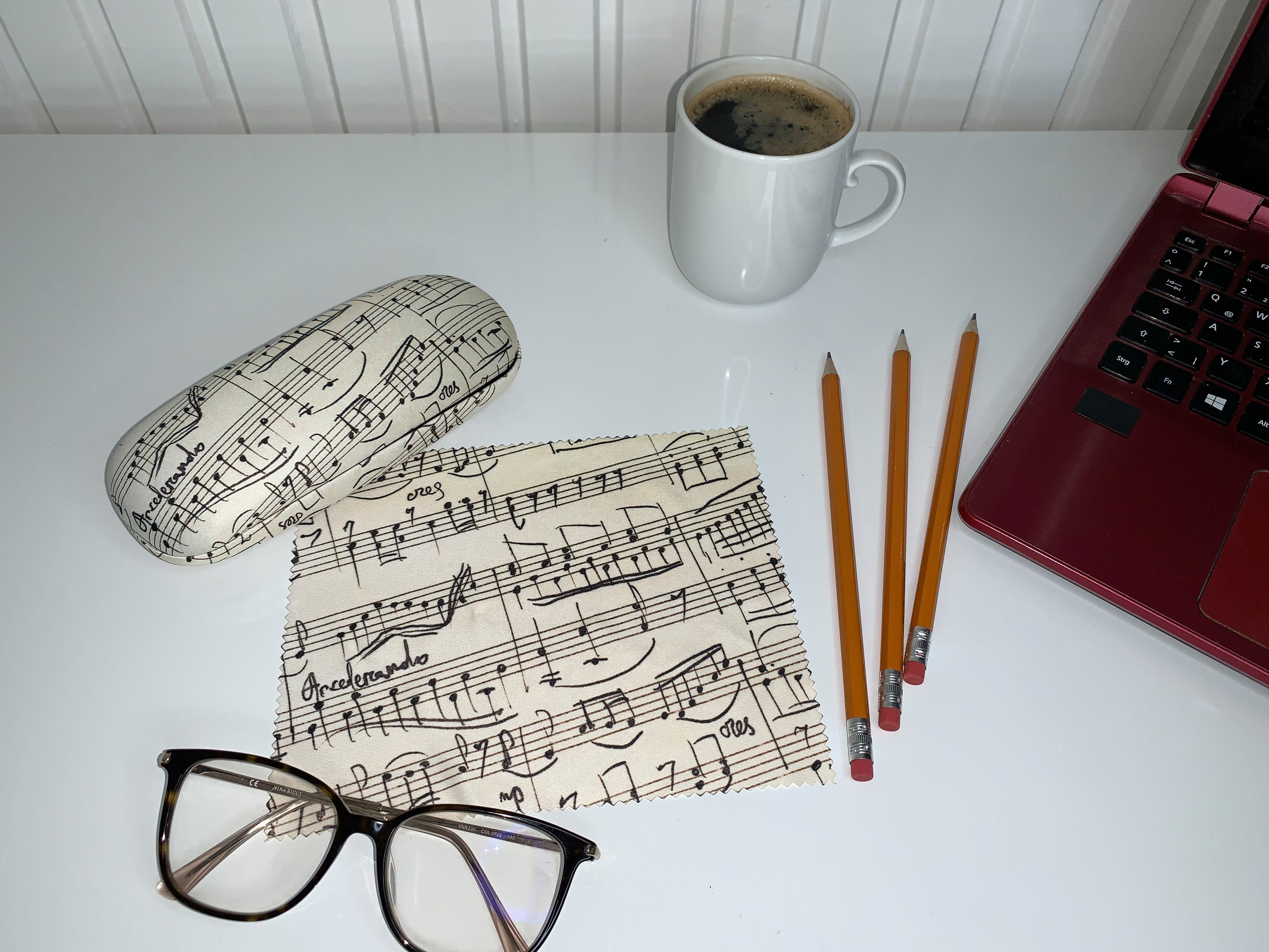 von Lilienfeld Brillenetui Brillenetui Noten Musik Motiv Etui Brillenbox, stabiles mit Mikrofaser bezogenes Hardcase