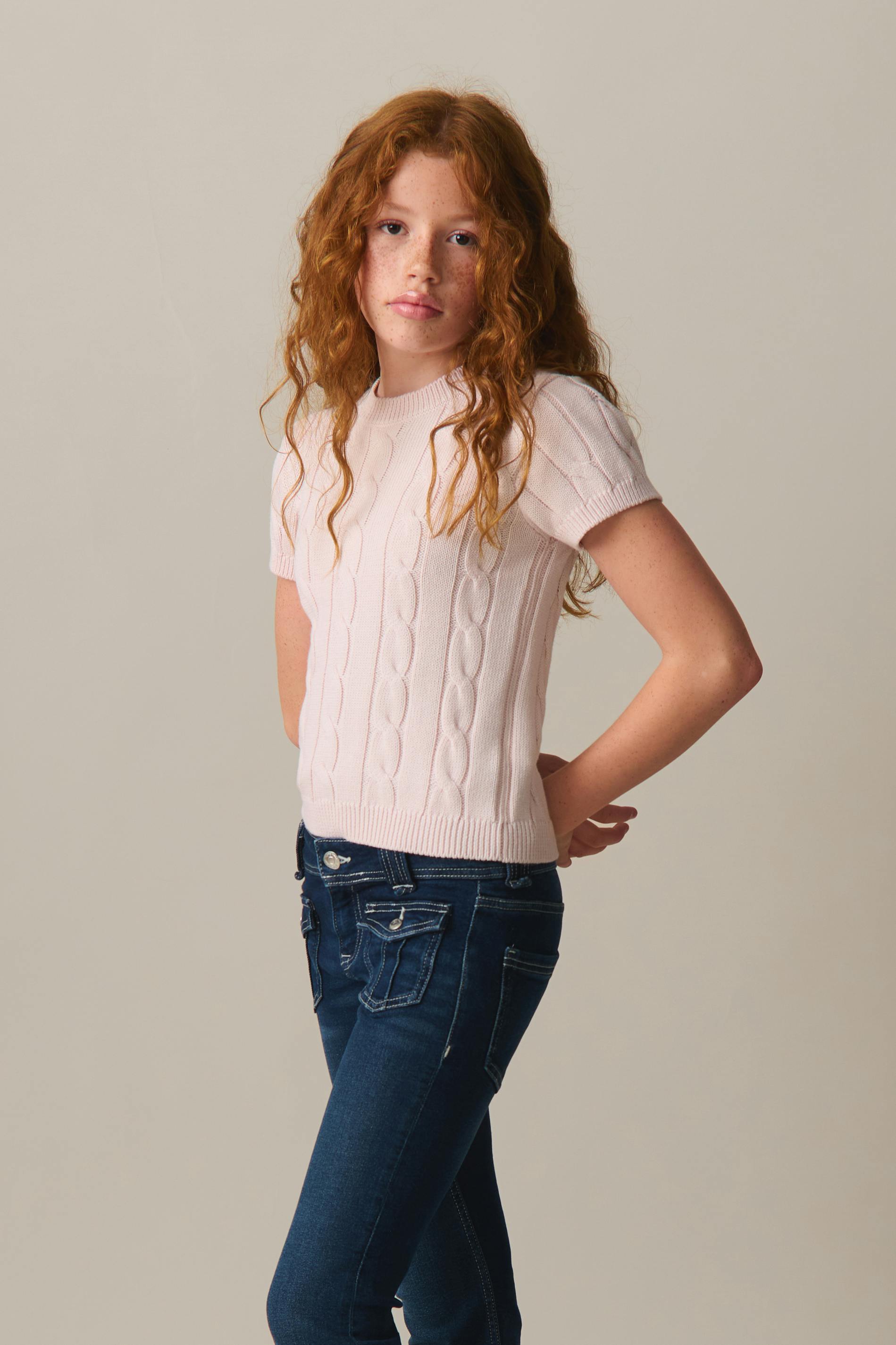 Y cable knitted top