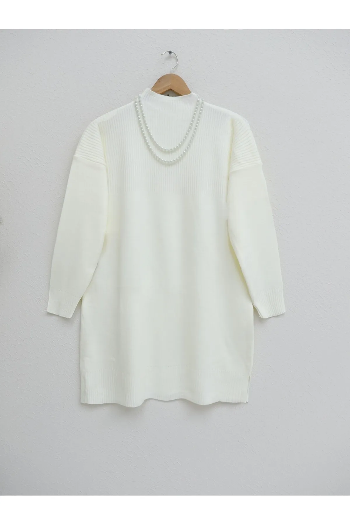 Modamorfo  Strickanzug mit Halbhalsausschnitt
