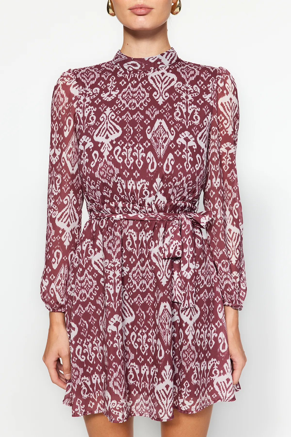 Trendyol Collection  Mehrfarbiger Gürtelrock, Volant-gefüttertes Chiffon-Minikleid aus Webstoff TWOAW24EL00665