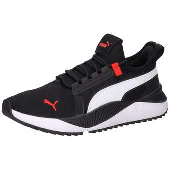 PUMA Pacer Future Street Plus in schwarz