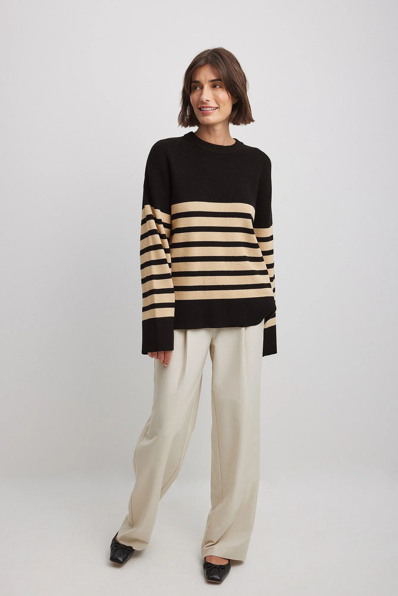 Gestreifter Pullover mit Rundhalsausschnitt