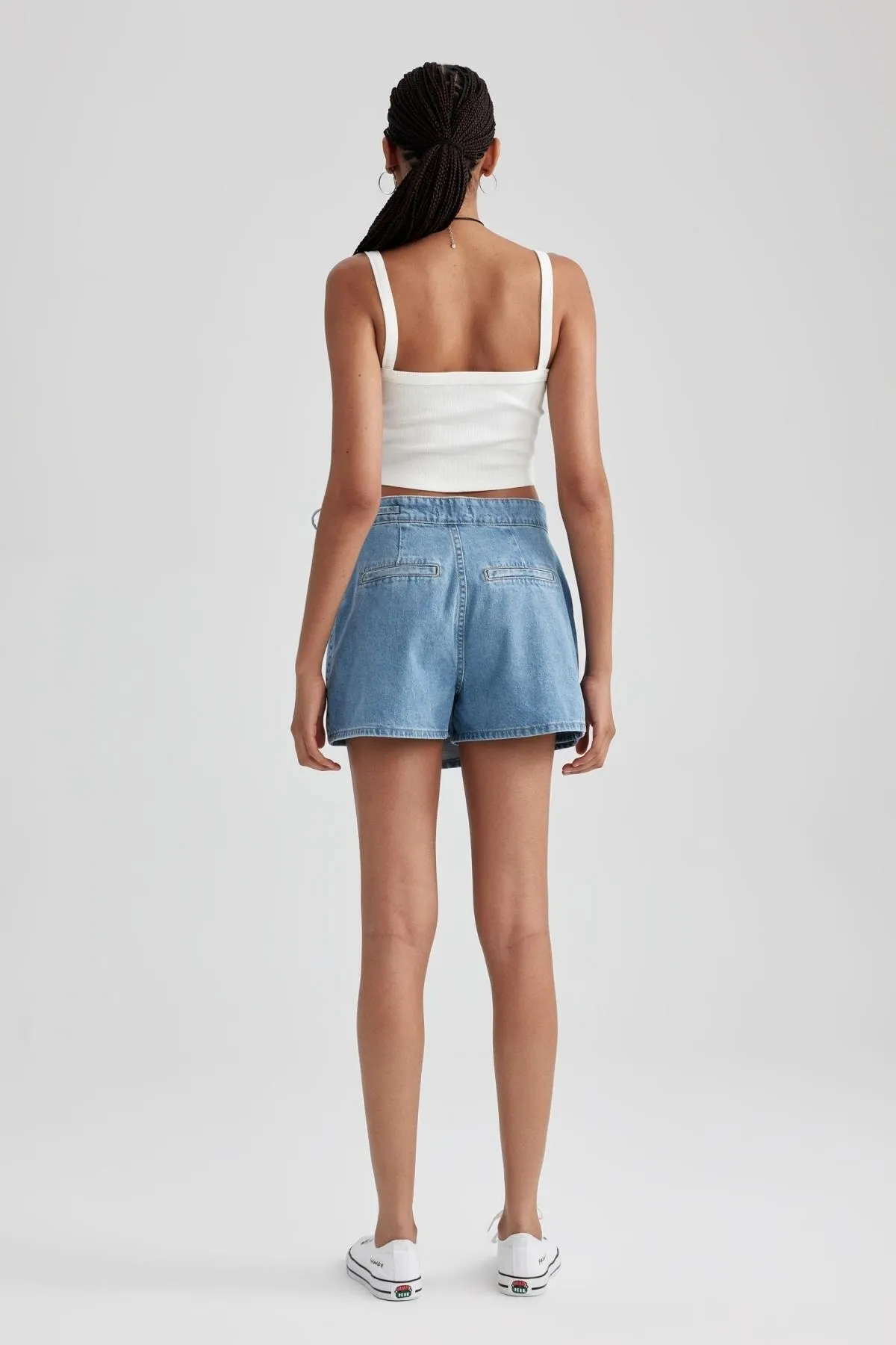DeFacto  Jeans-Minishortsrock mit normaler Taille B2483ax23hs