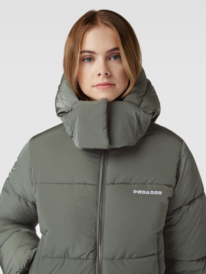 Steppjacke mit Label-Stitching Modell 'VANATI' in dunkelgrün