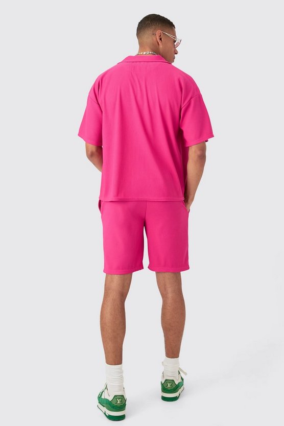 Kurzärmliges kastiges geripptes Hemd & Shorts
