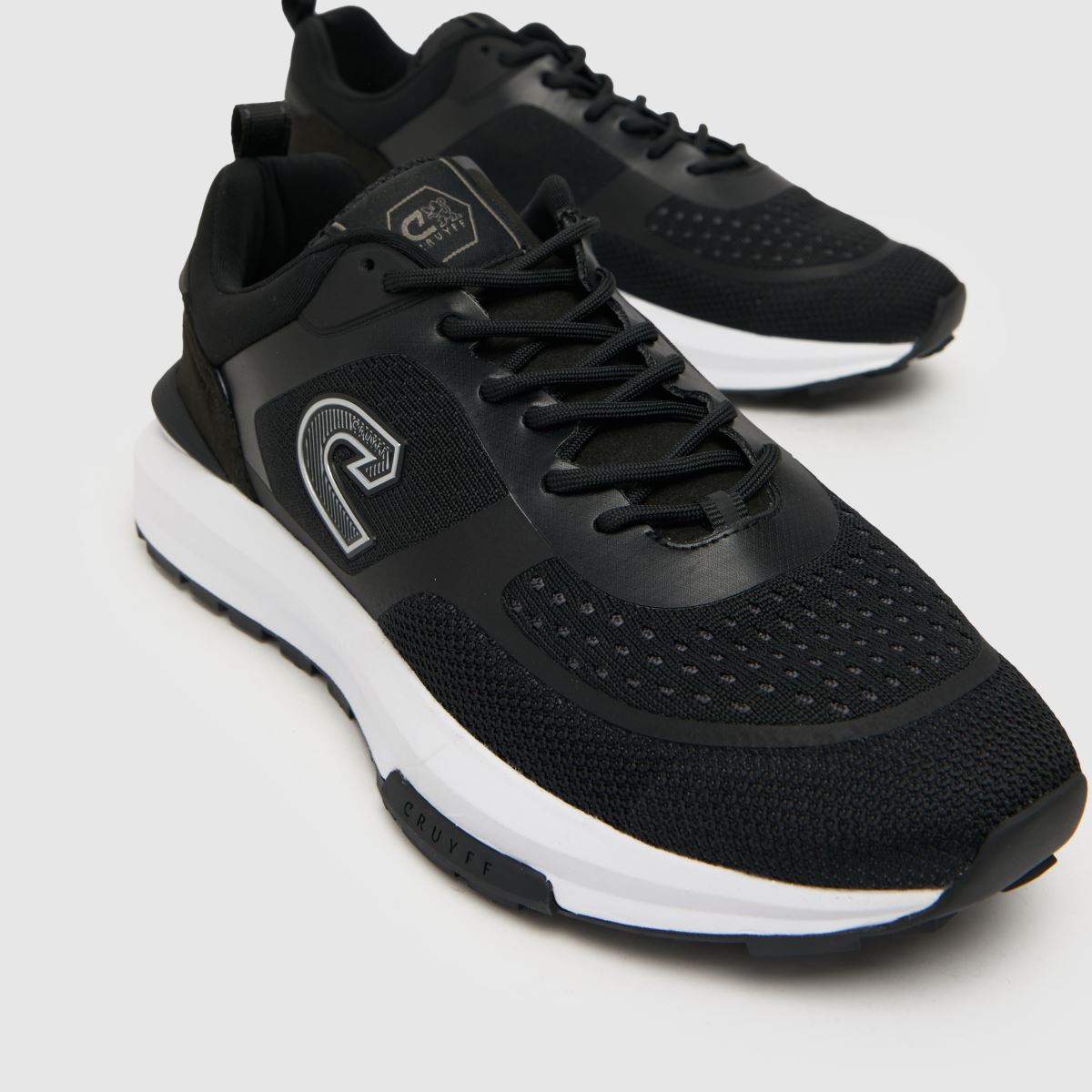 CRUYFF Fuzeknit-sneakers i svart och vitt