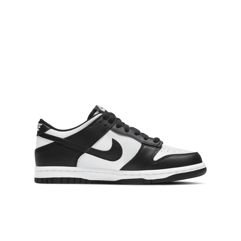 Nike Dunk Low GS CW1590-100 / schwarz