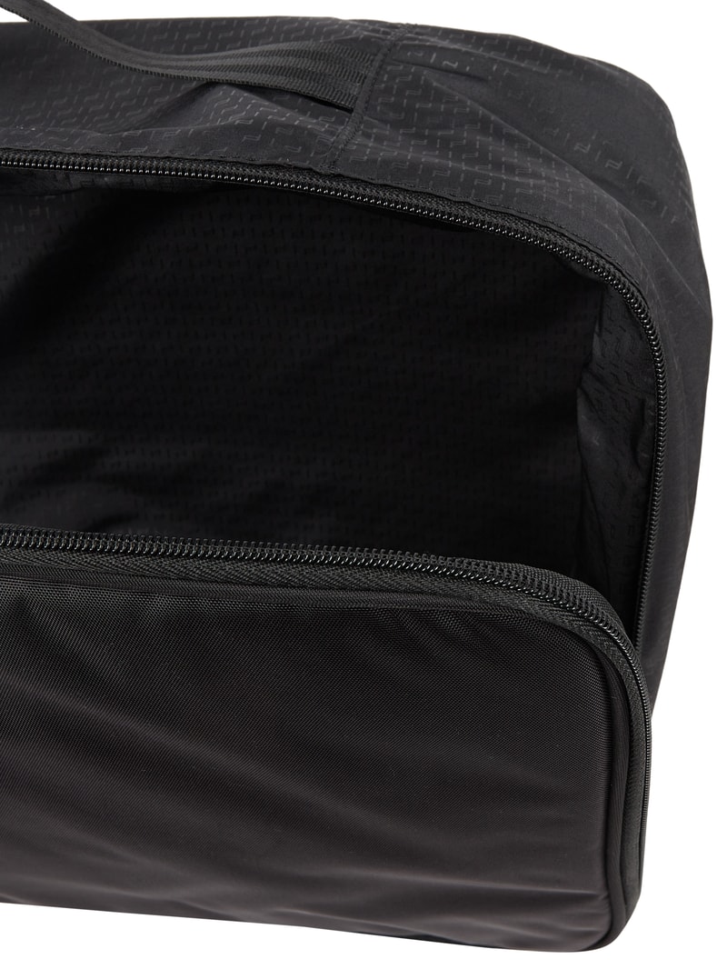 Schuhtasche aus Textil in schwarz