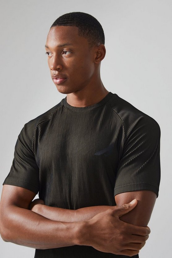 Geripptes Active Muscle-Fit Raglan T-Shirt