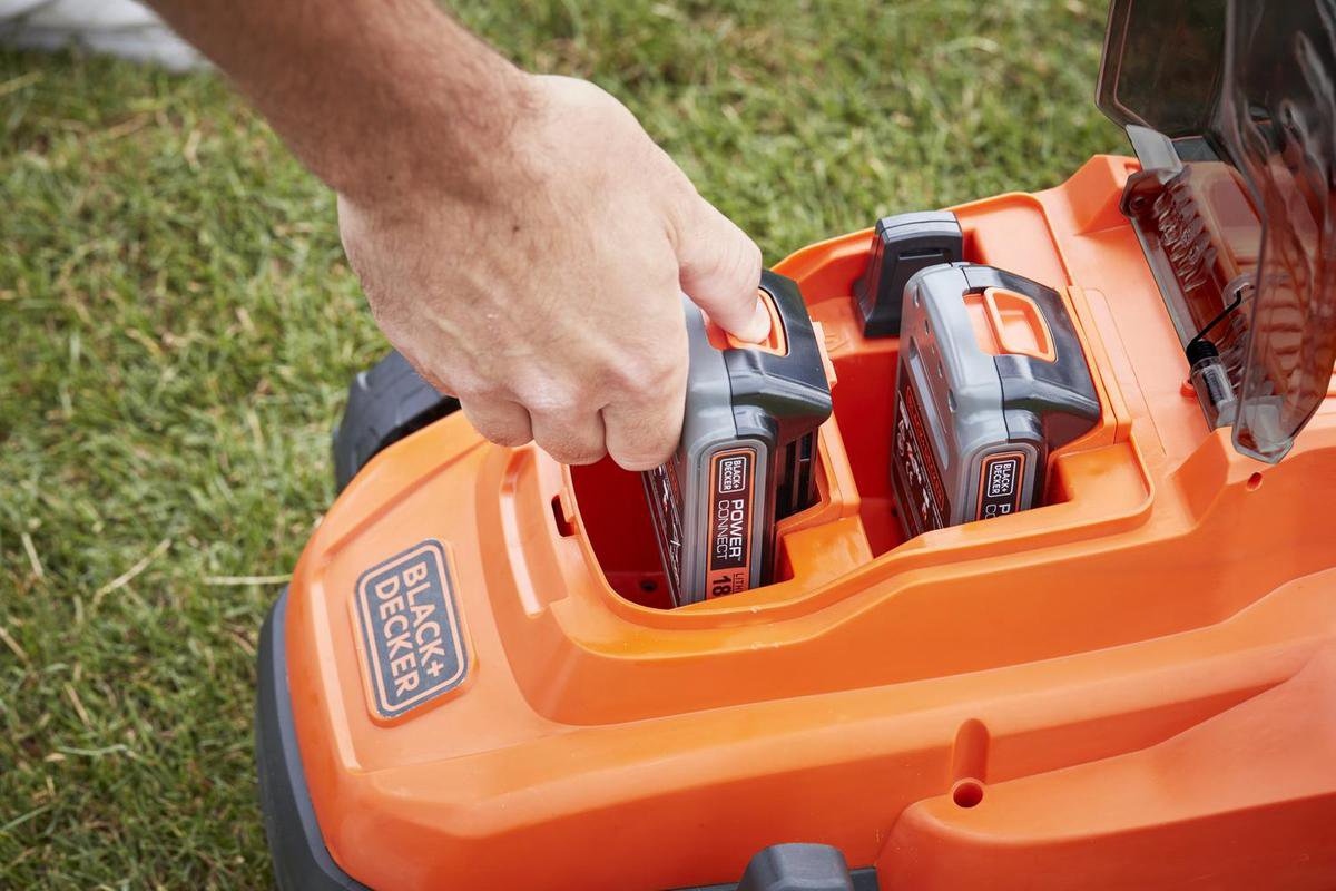 Tondeuse à gazon Black & Decker BCMW33184L2-QW, 2 batteries Li-ion 18 V 4,0 Ah, 33 cm