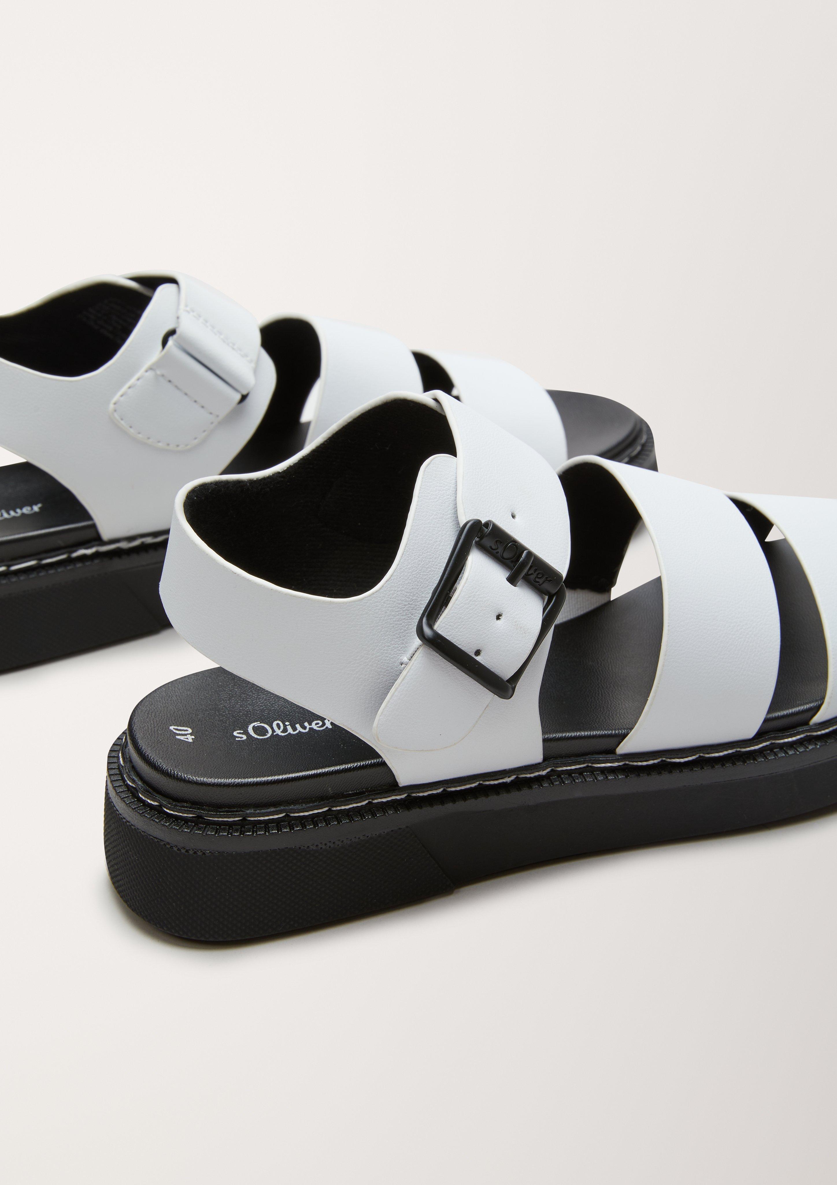 Sandalen in Lederoptik  6005717-100