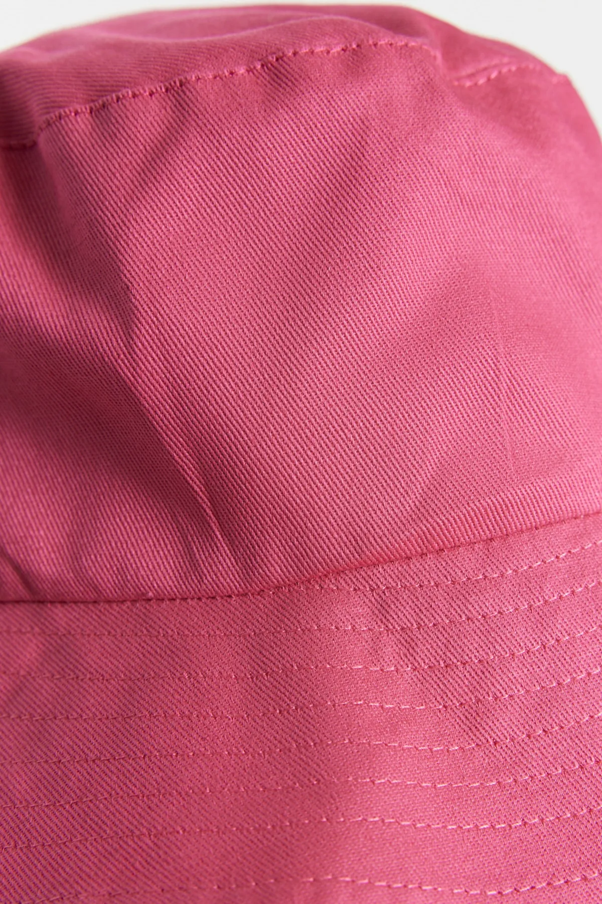 Trendyol Collection  Fuchsiafarbene gewebte Mütze aus 100 % Baumwolle TBESS23SP00000