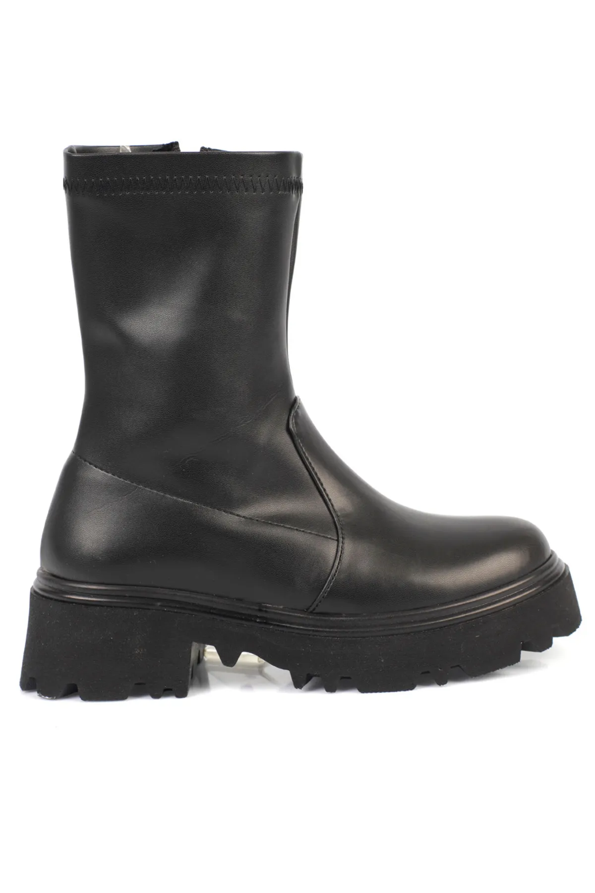 Capone Outfitters  Damenstiefel mit runder Zehenpartie, Stretch und seitlichem Reißverschluss