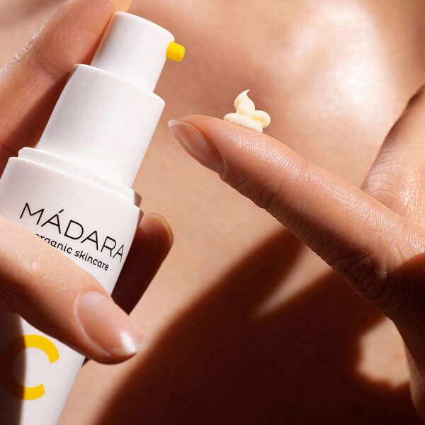 MÁDARA Vitamin C Illuminating Recovery Cream Gesichtscreme