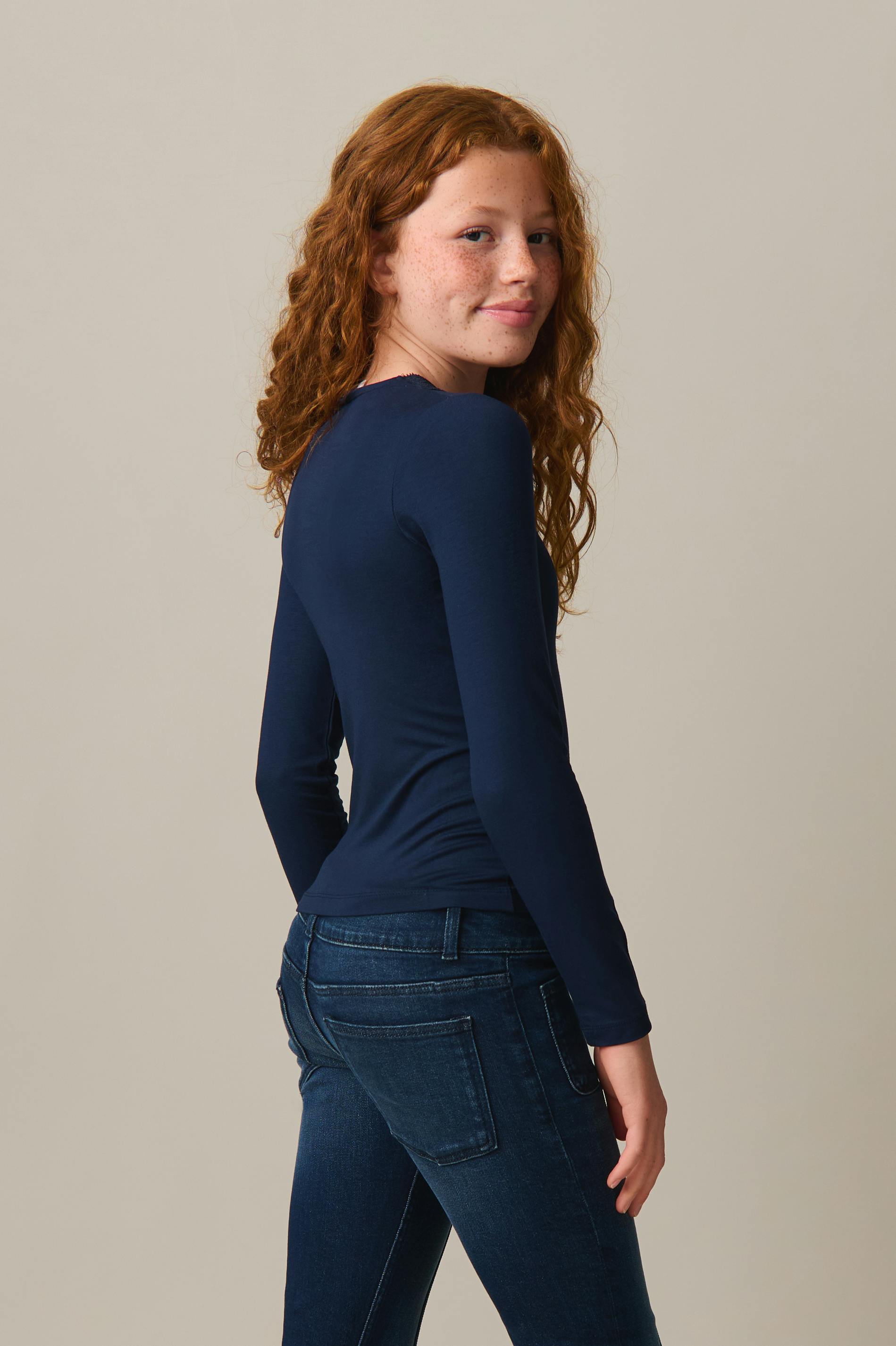 Y lace top