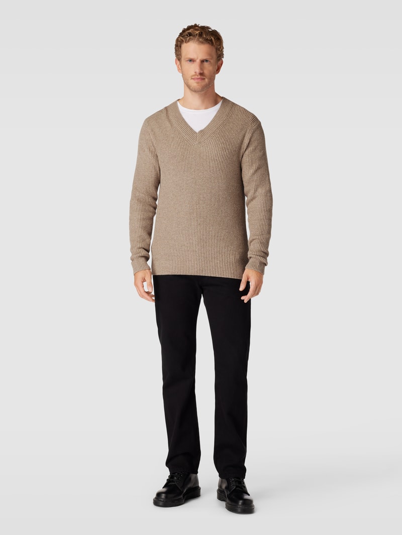 Strickpullover mit geripptem V-Ausschnitt Modell 'RONN' in beige