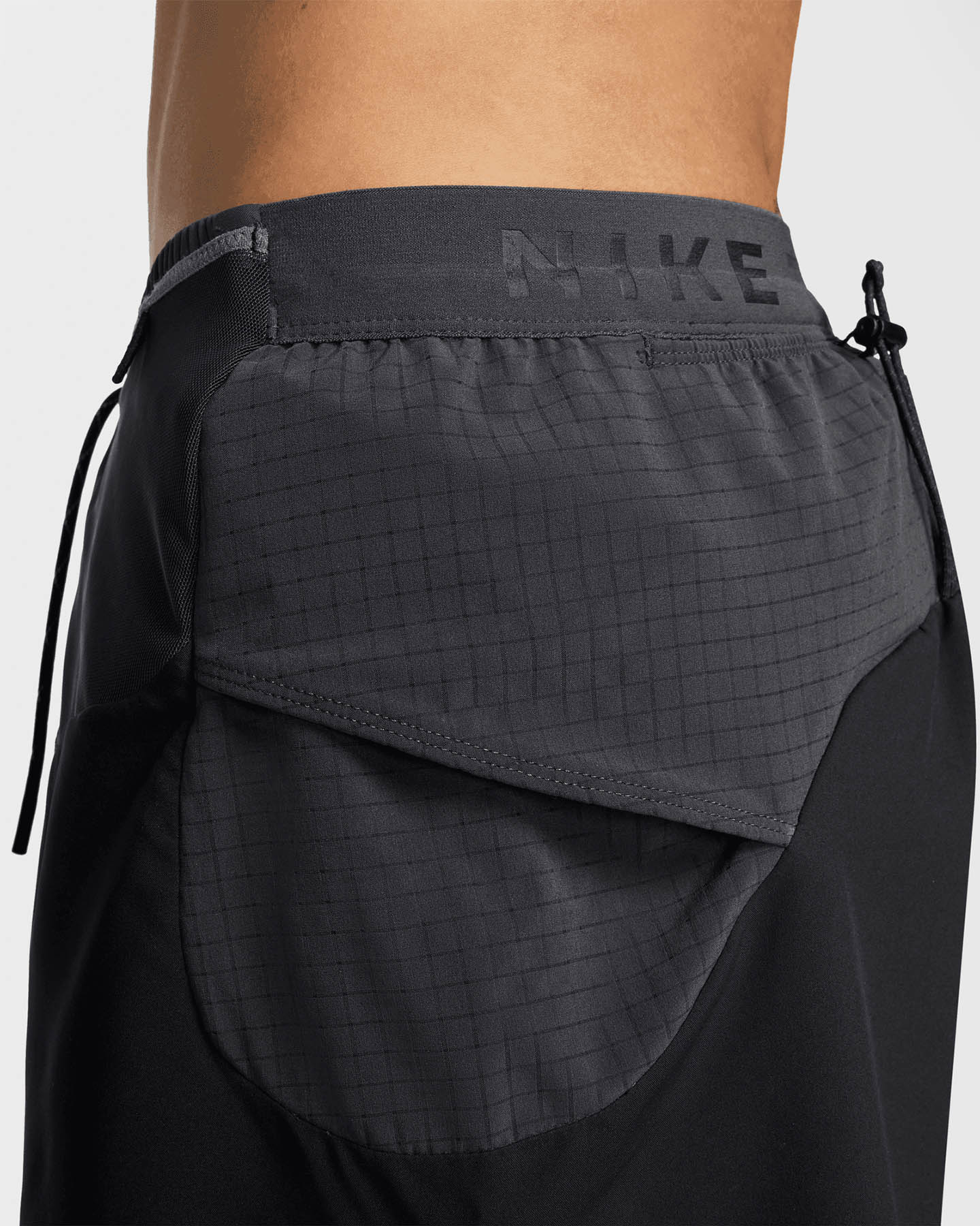 Krótkie buty do biegania Nike Dri Fit Second M HJ3572-010