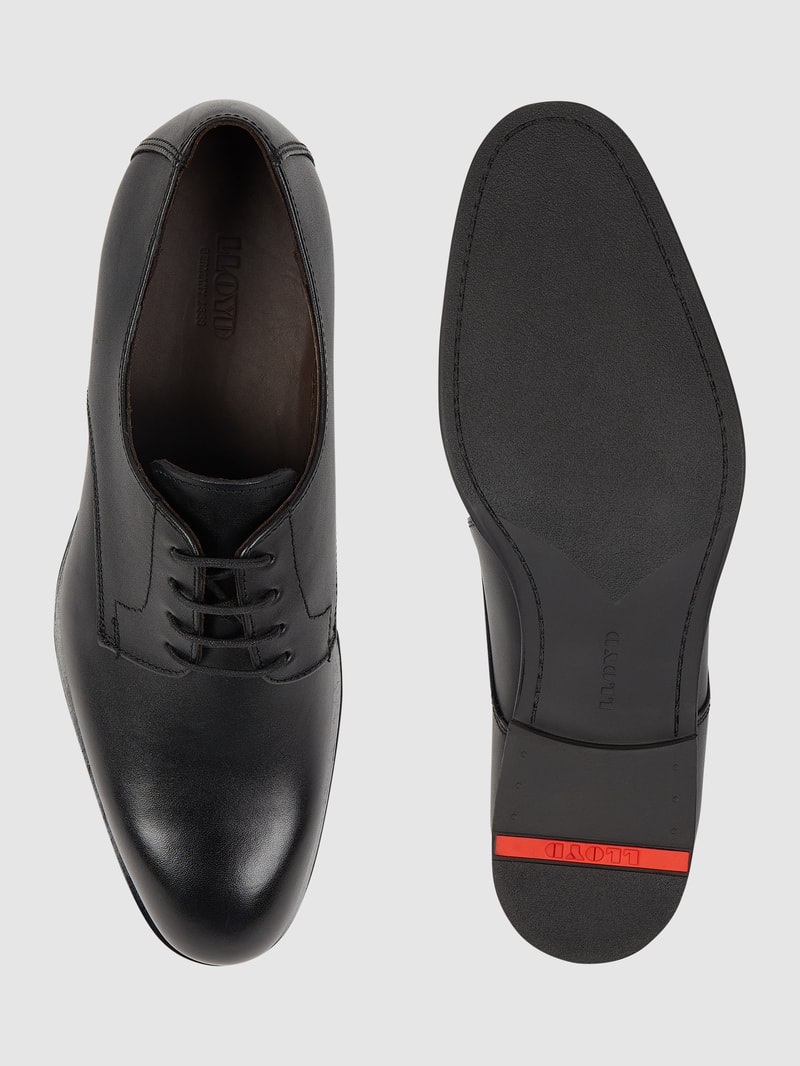 Schnürschuhe aus Leder Modell 'Sabre' in schwarz