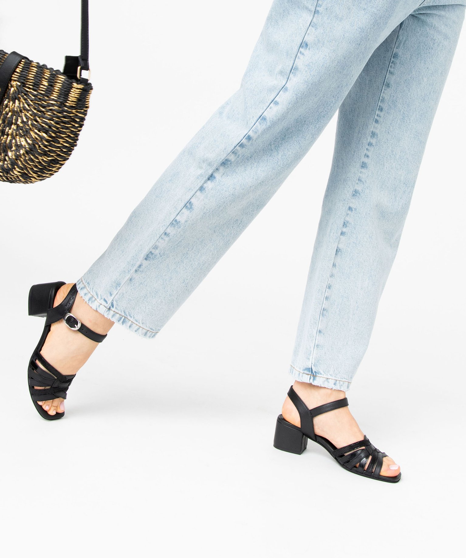 Sandales femme dessus fines brides en cuir – Pierre Cardin noir | GEMO